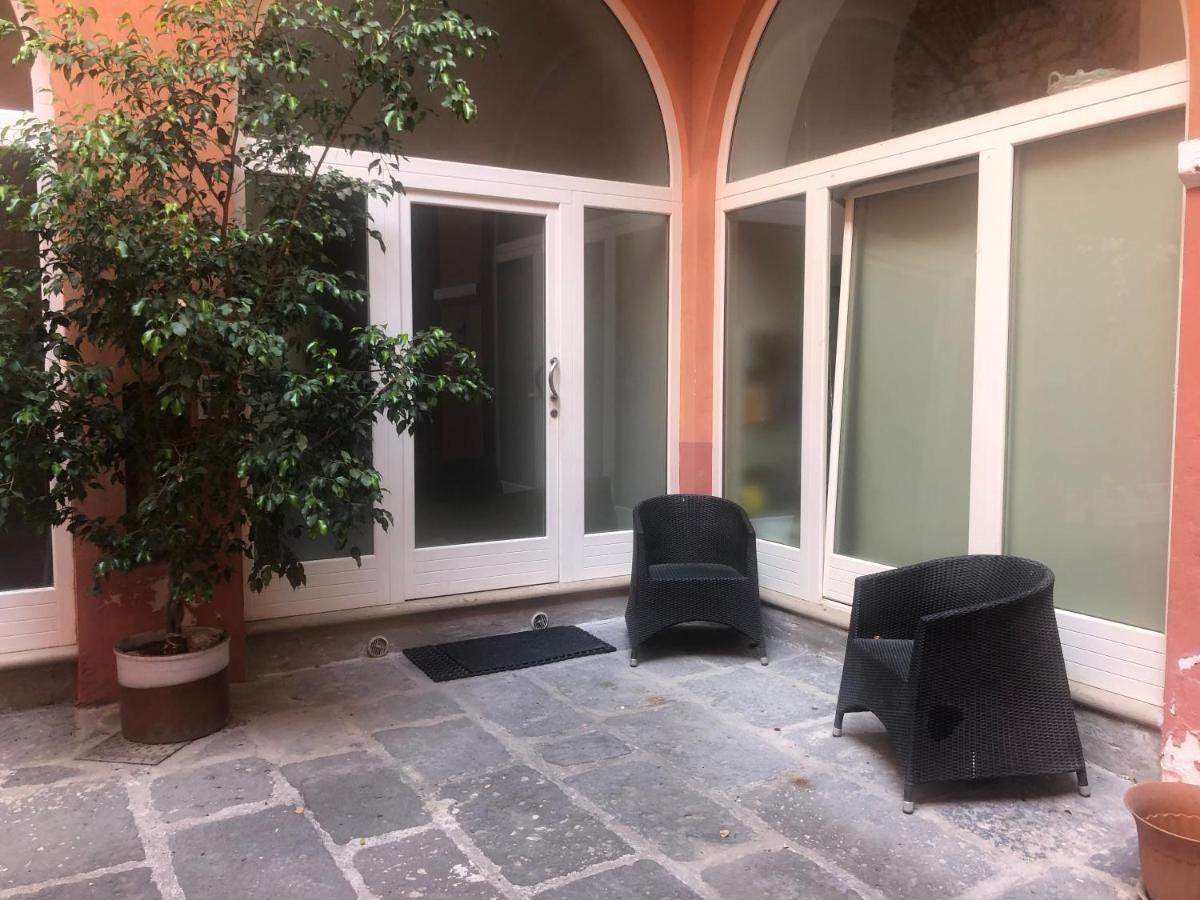 Antico loft Salerno Appartamento Esterno foto